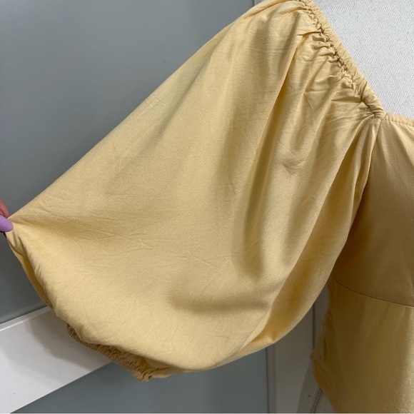 Shore Babydoll Cropped Top Lace Up Back SZ Medium Yellow NWT Retail - $98.00 - Picture 3 of 6